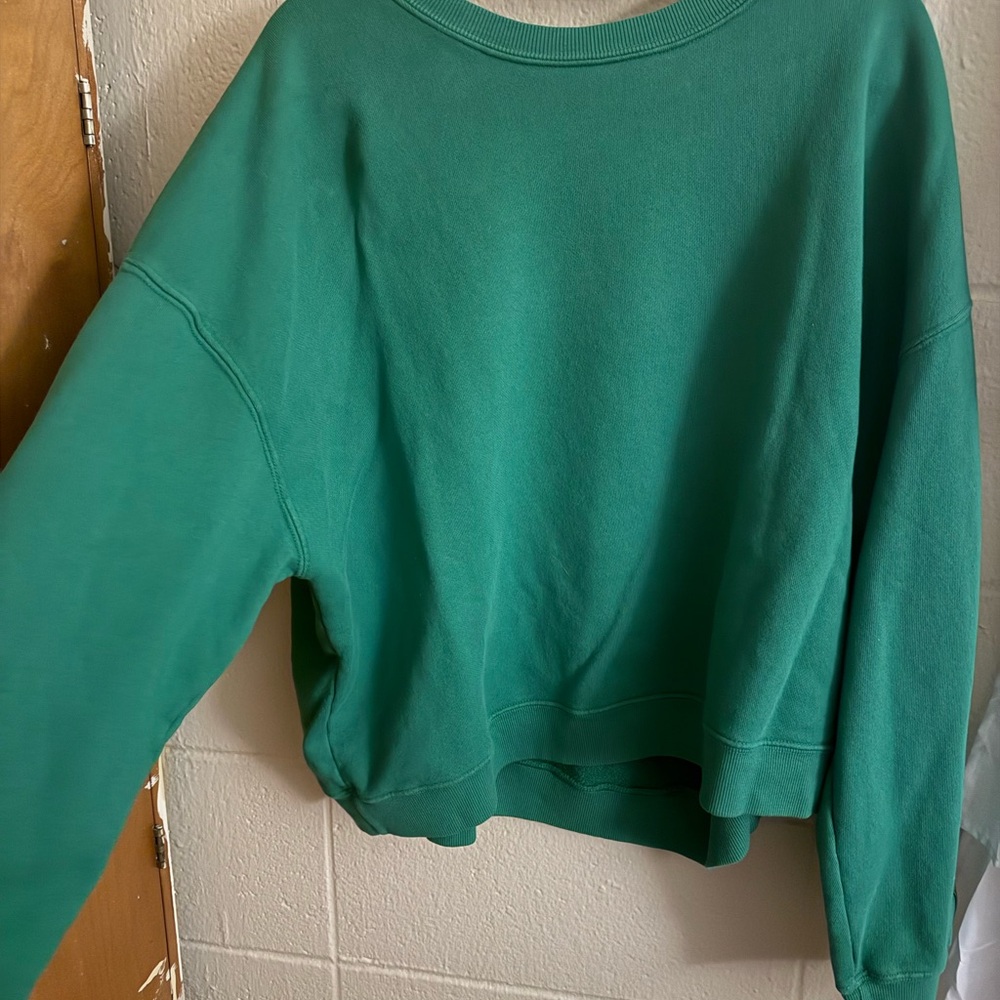 M/L Daily Drills Oversized Cropped Sweatshirt